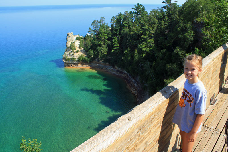 miners castle overlook in pictured rocks